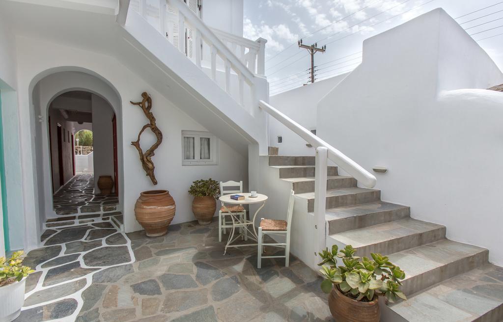 Alexandra Mykonos Port 2*